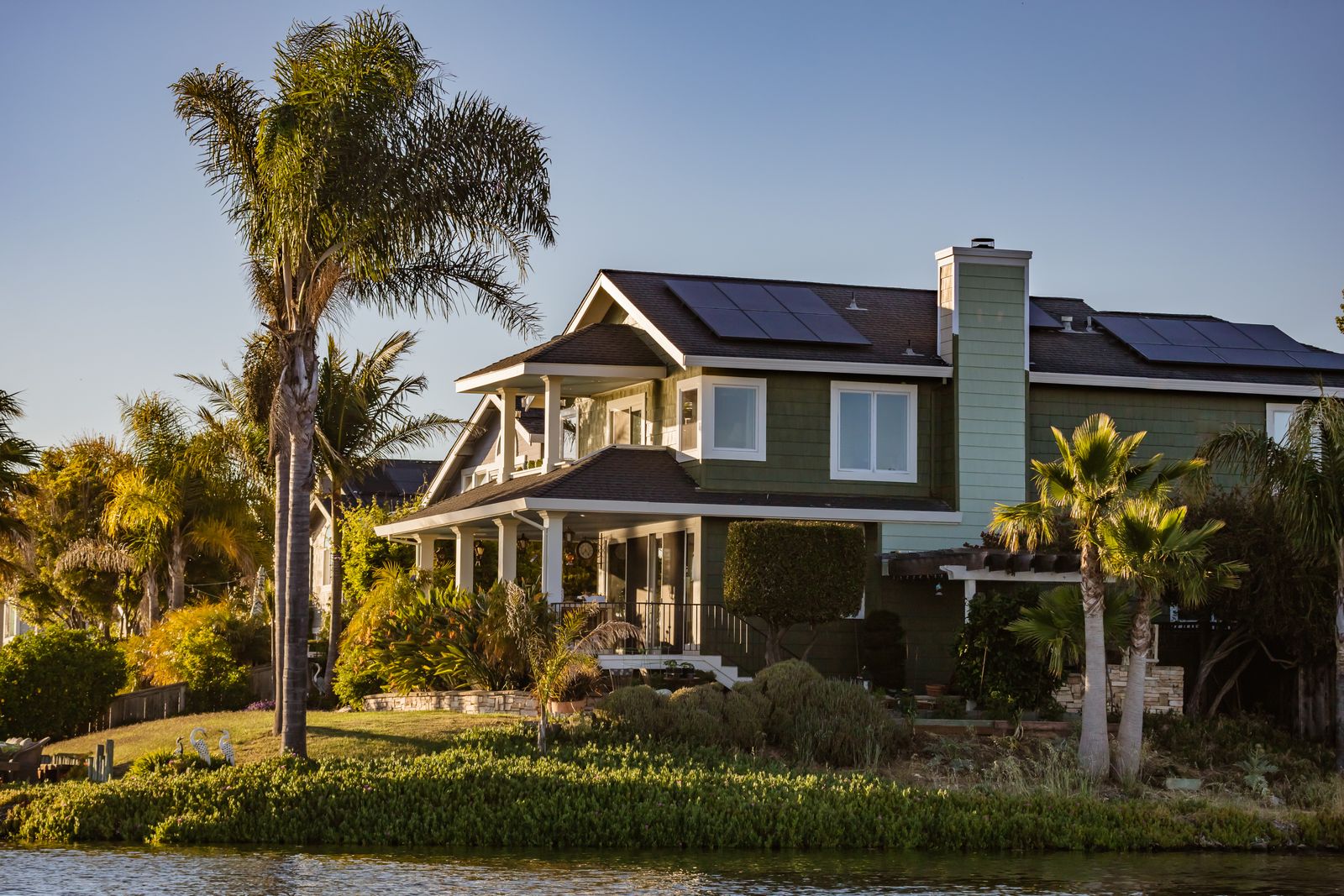 Tile roof solar plus backup in Fig Garden